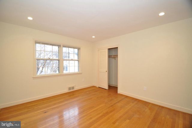 11132 LUXMANOR RD, North Bethesda, MD 20852
