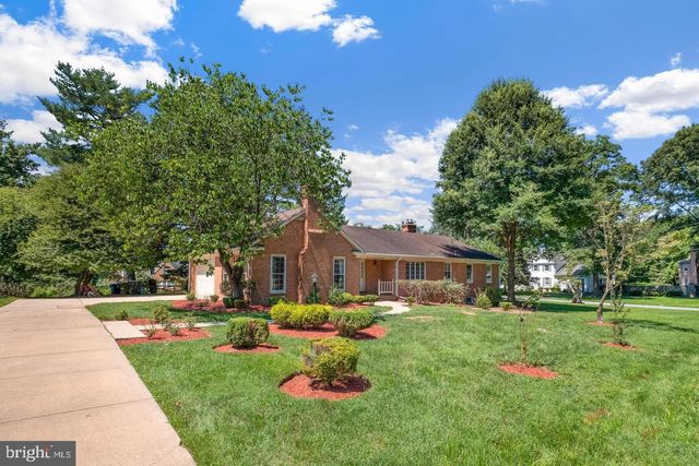 11132 LUXMANOR RD, North Bethesda, MD 20852