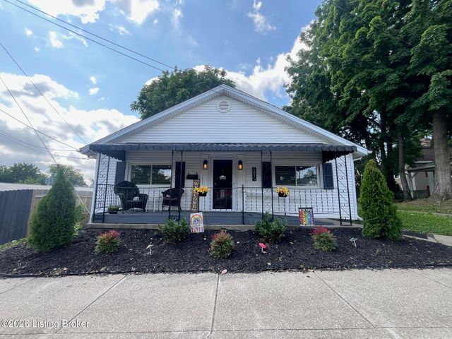 115 N 1st Ave, La Grange, KY 40031