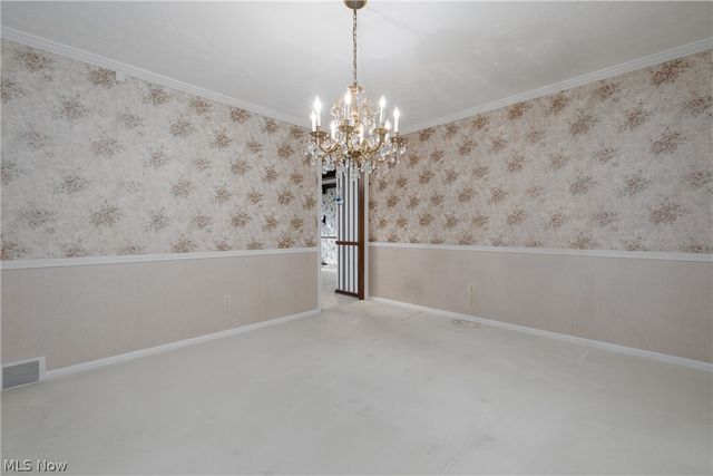 407 Eastbury Avenue NE, North Canton, OH 44720