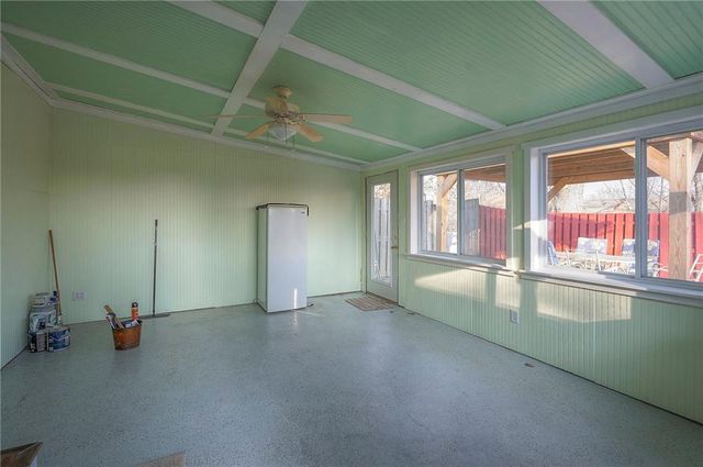 6509 Twin Oaks Drive, Kansas City, MO 64151