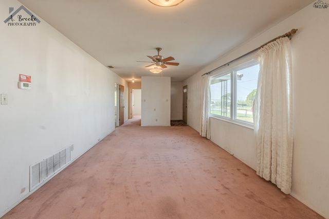 531 HOMESTEAD LANE, Wichita Falls, TX 76305