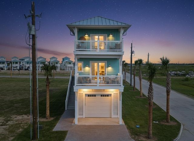 817 Flip Flop Way, Crystal Beach, TX 77650