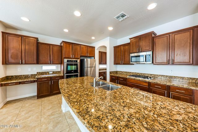 16767 W JACKSON Street, Goodyear, AZ 85338