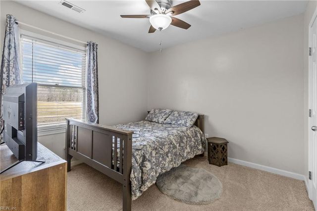 204 Harlan DR, Yorktown, VA 23692