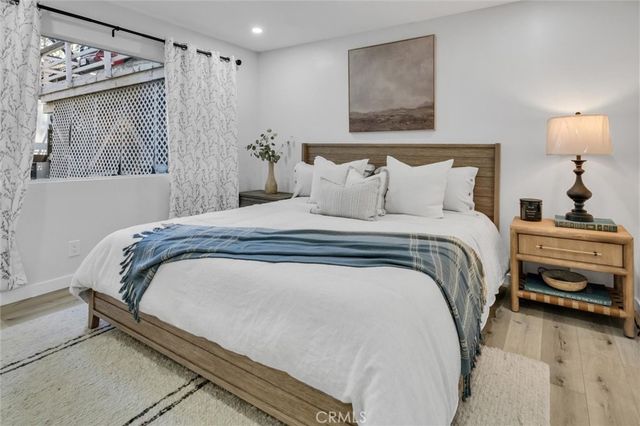 377 Hillside, Lake Arrowhead, CA 92352