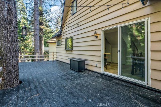 377 Hillside, Lake Arrowhead, CA 92352