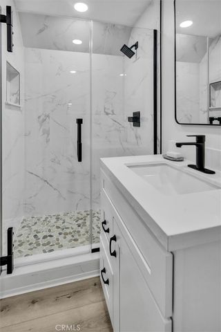 377 Hillside, Lake Arrowhead, CA 92352