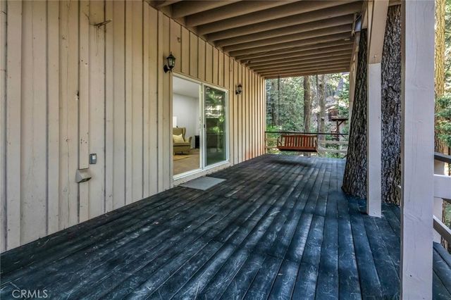 377 Hillside, Lake Arrowhead, CA 92352