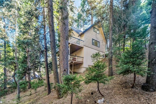 377 Hillside, Lake Arrowhead, CA 92352