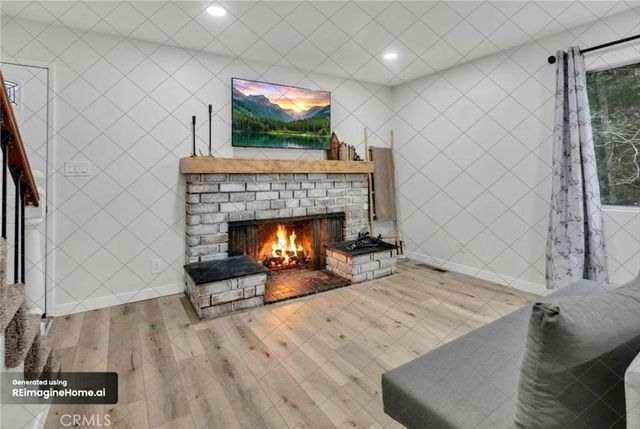 377 Hillside, Lake Arrowhead, CA 92352