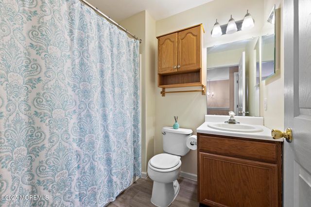 104 Prosperity Court, Toms River, NJ 08755