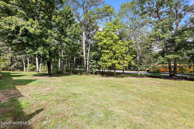 104 Prosperity Court, Toms River, NJ 08755