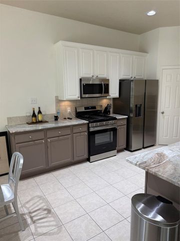 47 Hidden Meadow Drive, The Woodlands, TX 77382