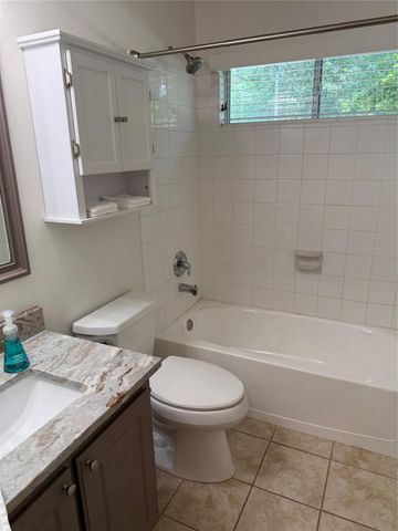 47 Hidden Meadow Drive, The Woodlands, TX 77382