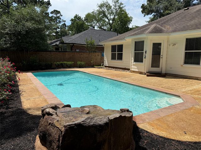 47 Hidden Meadow Drive, The Woodlands, TX 77382