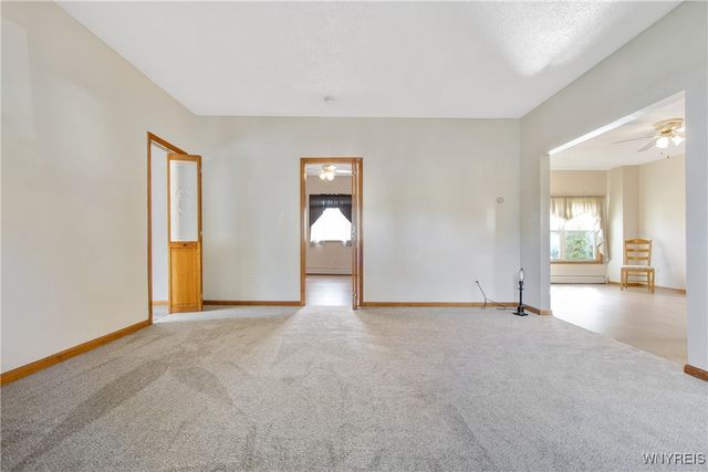 2454 Niagara Road, Wheatfield, NY 14304