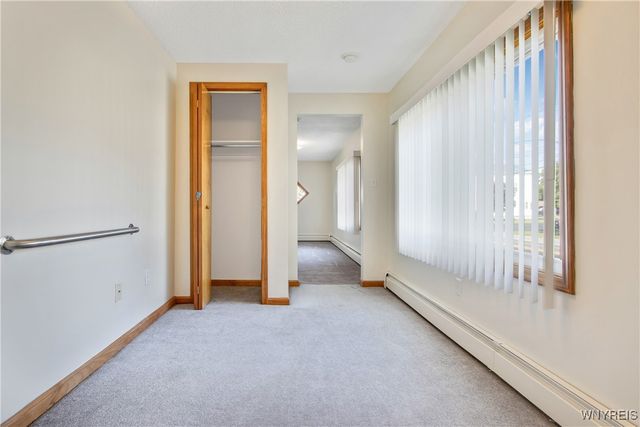 2454 Niagara Road, Wheatfield, NY 14304