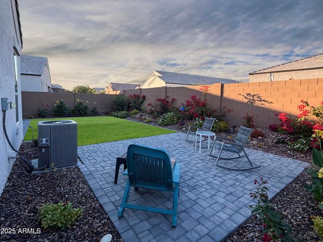 8442 W MILLERTON Way, Florence, AZ 85132