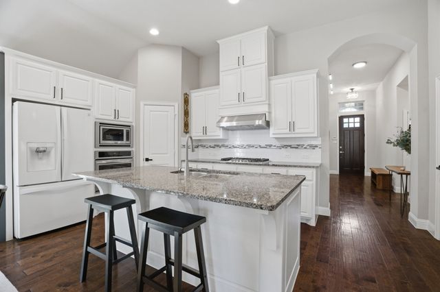 317 Mossy Rock Drive, Mckinney, TX 75071