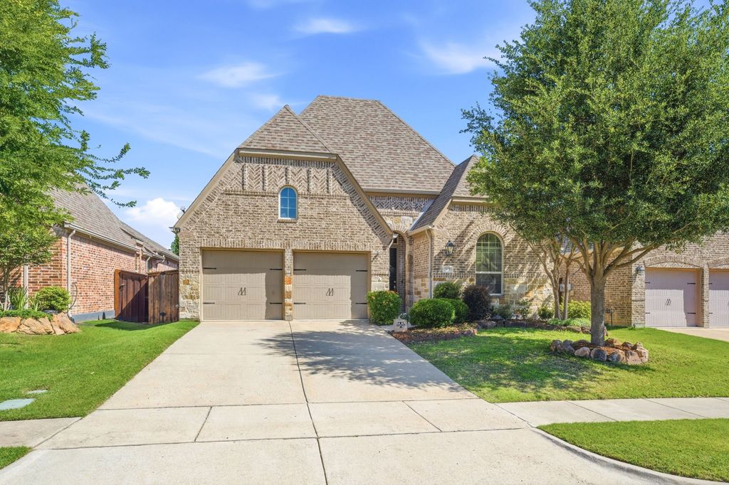 317 Mossy Rock Drive, Mckinney, TX 75071