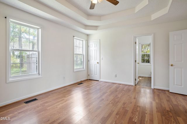 2844 Glastonbury Road, Apex, NC 27539