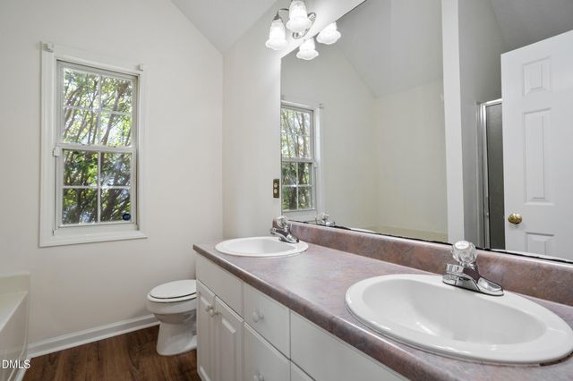 2844 Glastonbury Road, Apex, NC 27539