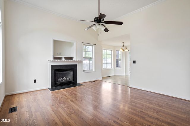 2844 Glastonbury Road, Apex, NC 27539