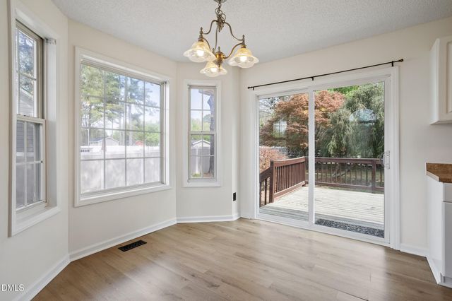 2844 Glastonbury Road, Apex, NC 27539