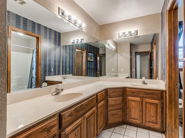 908 SE 36th Street, Oklahoma City, OK 73160