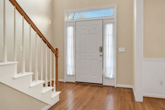 1034 Ridglea Drive, Burns, TN 37029