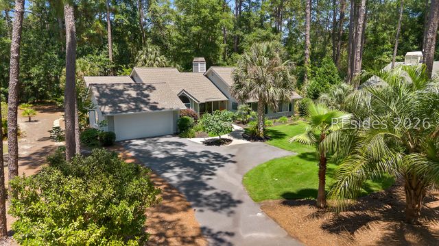 8 Hickory Knoll Pl, Hilton Head Island, SC 29926