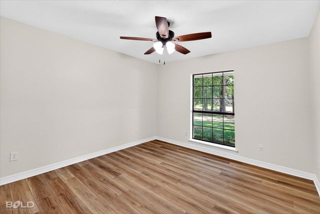 92 S Meadow Lane, Haughton, LA 71037