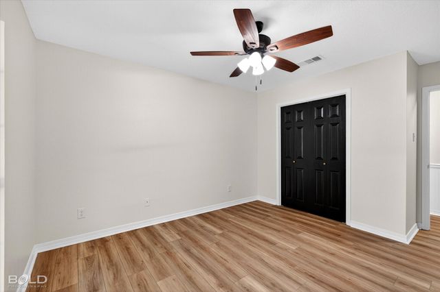 92 S Meadow Lane, Haughton, LA 71037