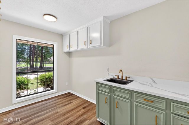 92 S Meadow Lane, Haughton, LA 71037