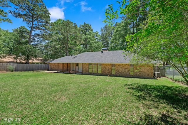 92 S Meadow Lane, Haughton, LA 71037