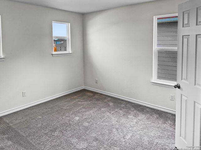 359 Blacktail Dr, New Braunfels, TX 78130