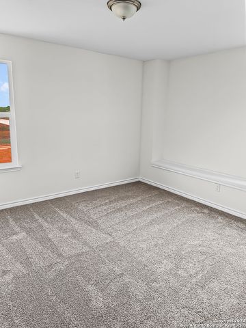 359 Blacktail Dr, New Braunfels, TX 78130