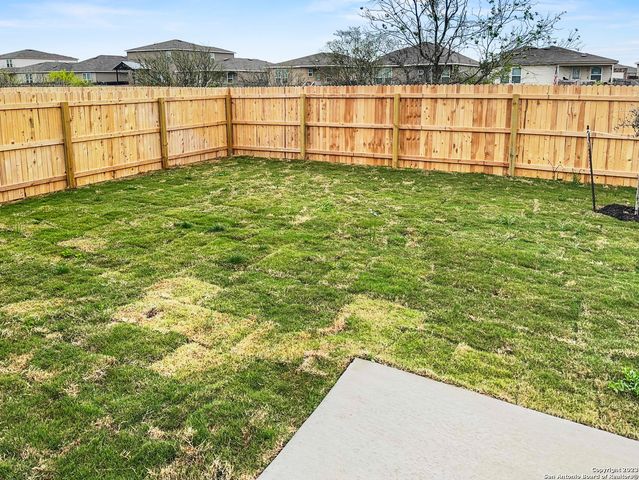 359 Blacktail Dr, New Braunfels, TX 78130