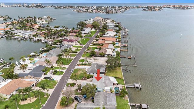 5694 OAKHURST DRIVE, Seminole, FL 33772