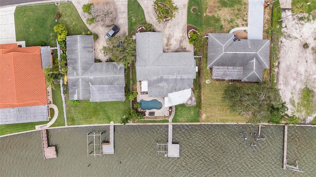 5694 OAKHURST DRIVE, Seminole, FL 33772