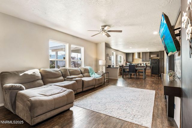 310 Grosh Avenue, Dayton, NV 89403