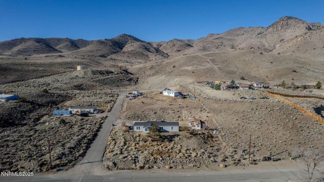 310 Grosh Avenue, Dayton, NV 89403