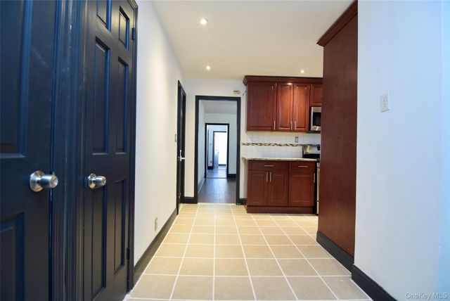 4224 Edson Avenue, Bronx, NY 10466