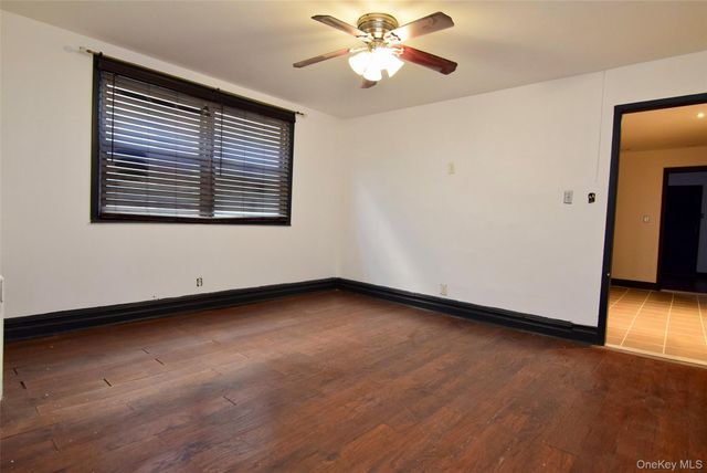 4224 Edson Avenue, Bronx, NY 10466