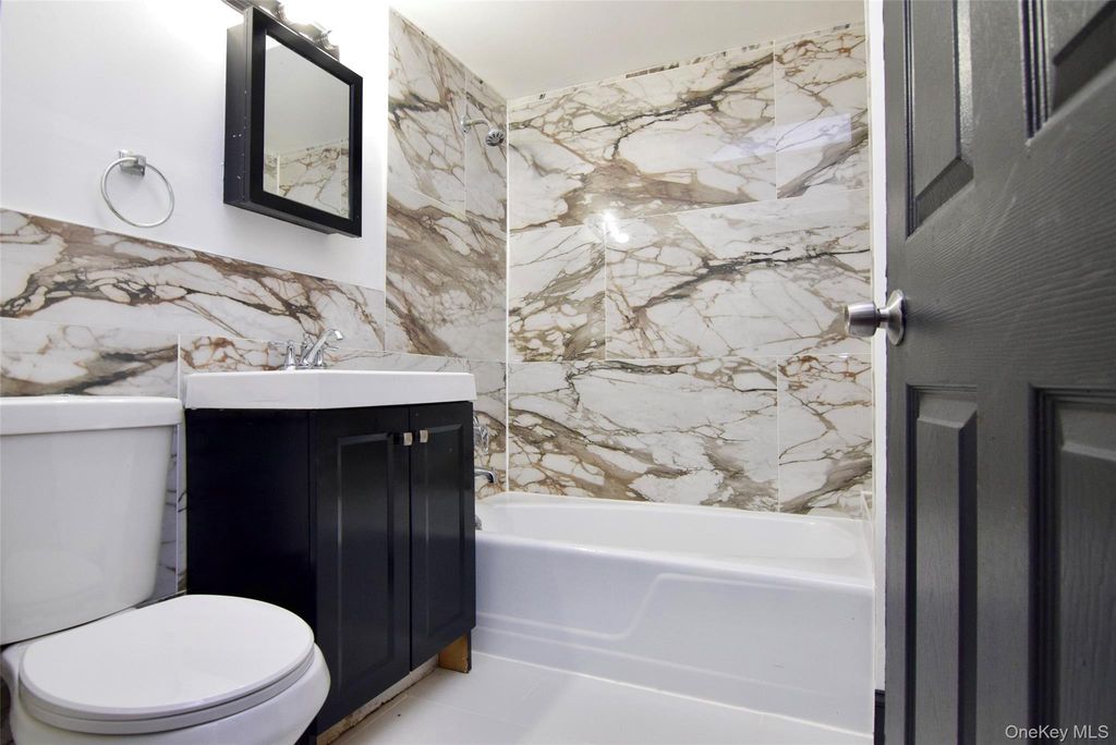 4224 Edson Avenue, Bronx, NY 10466