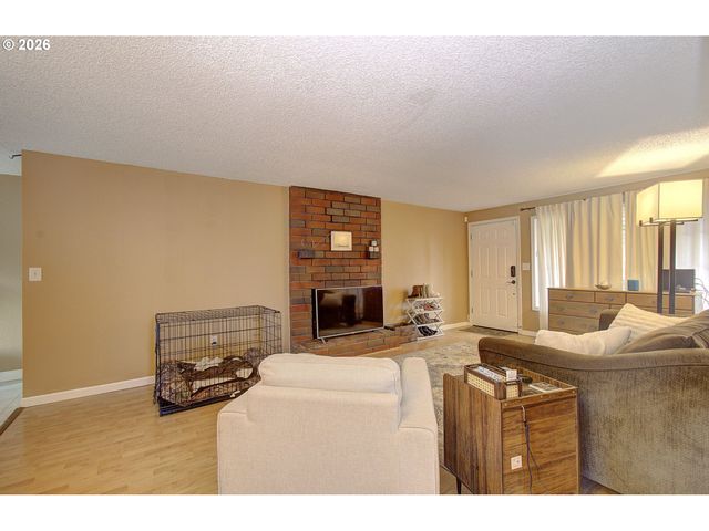 11612 Sw 49TH Ave, Portland, OR 97219