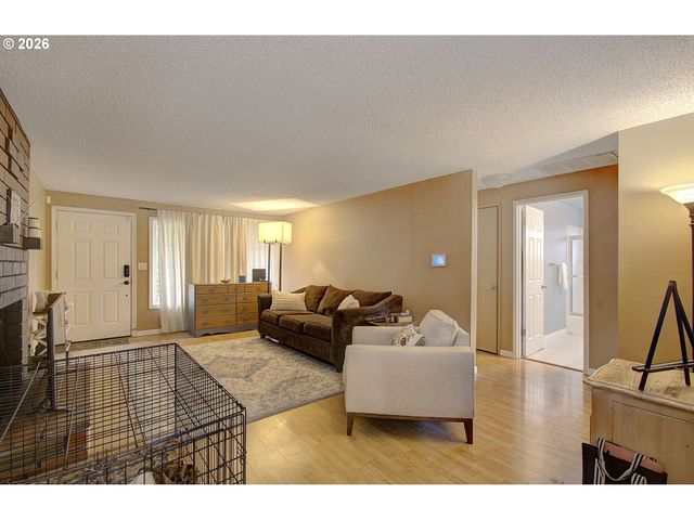 11612 Sw 49TH Ave, Portland, OR 97219