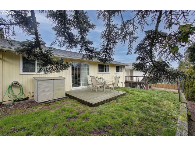 11612 Sw 49TH Ave, Portland, OR 97219
