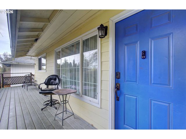 11612 Sw 49TH Ave, Portland, OR 97219